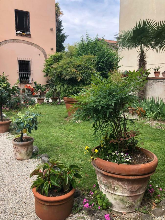 Il Giardino Apartment ลุคคา ภายนอก รูปภาพ